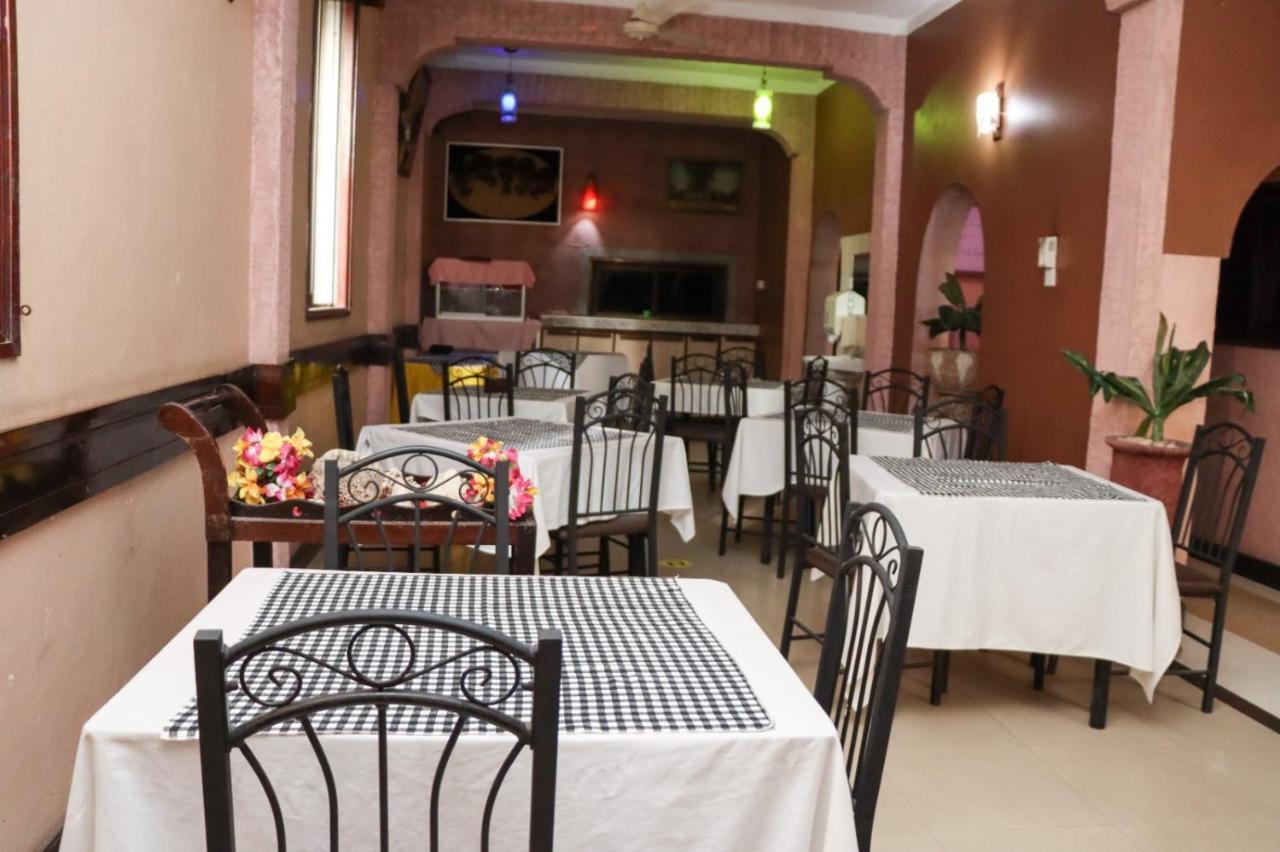 Darajani Hotel Mombasa Exterior foto